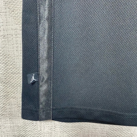 Air Jordan 23 black and red basketball jersey fly since 1982 size L - Picture 4 of 5